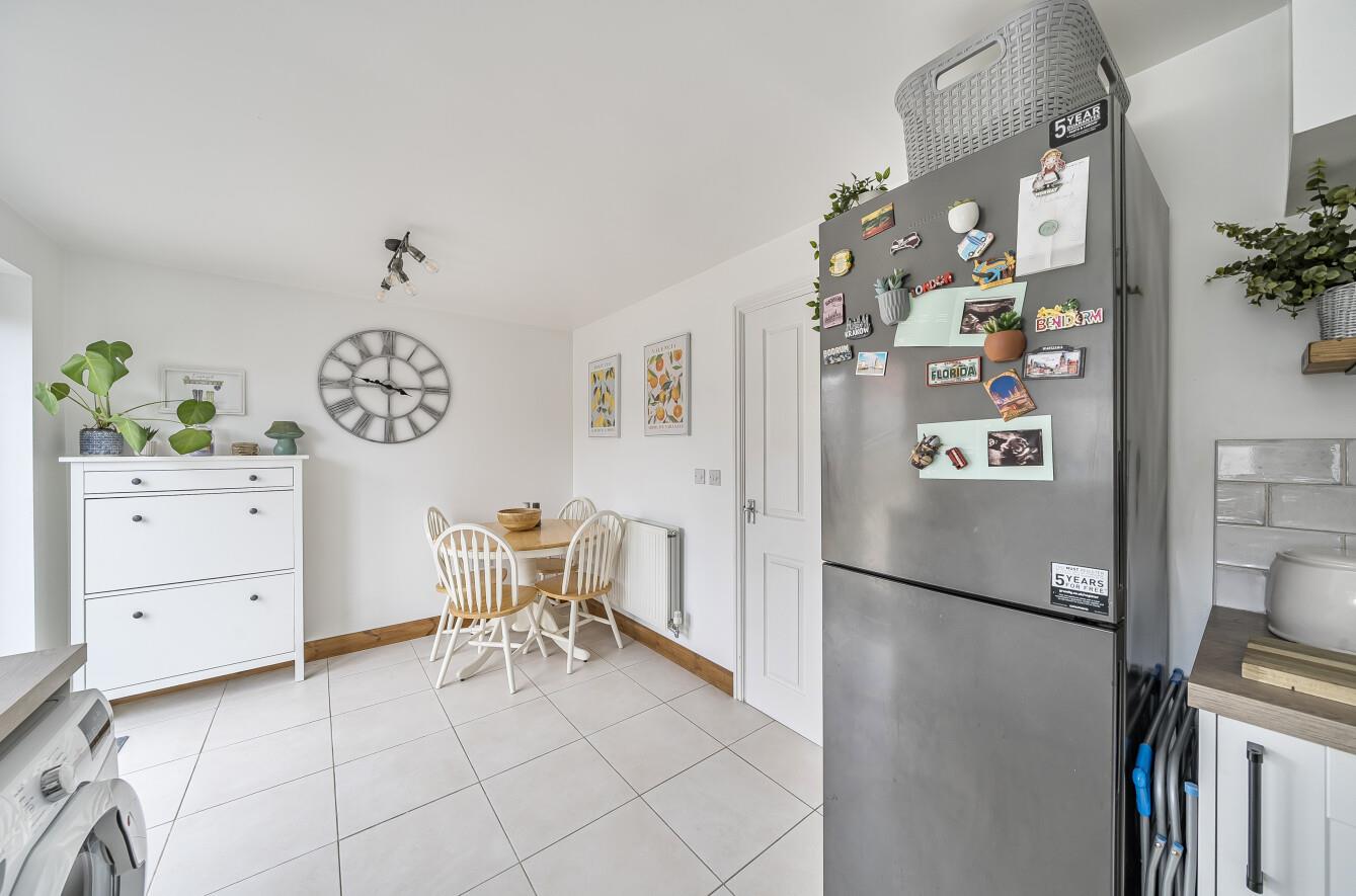 Ty Canol, Carway, Kidwelly, SA17 4HZ